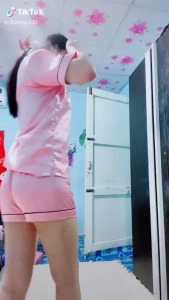 แท็กเมียเพื่อน