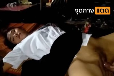 คลิปโป๊นักศึกษา เย็ดกับแฟนหนุ่มแต่ร้องไห้เพราะโดนบังคับถ่ายรูป อมควยแล้วร้องไห้ไปด้วย เย็ดสดคาชุดนักศึกษา….