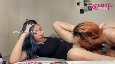 คลิปหลุดOnlyfans notfullbaht สาวผมสีน้ำเงินสาวขี้เงี่ยนสุดเด็ดๆ มาโดนแฟนหนุ่มจับแหวกขาเลียหีทั้งที่พึ่งตื่น แล้วมาจับเย็ดกระแทกหีลีลาอย่างเด็ดซอยหีอย่างแจ่มจัดๆ เย็ดท่าหมาเข้าไปร้องเสียวจัดๆ