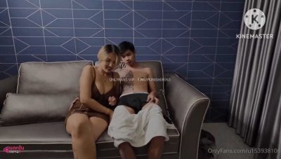 คลิปหลุดโอลี่แฟน tickswg เจ๊ติ๊กนัดหนุ่มสักลายผอมบางควย 56 จับเล้าโลมแบบเสียวๆก่อนเอาควยกระแทกหีเย็ดแบบไม่ยั้งจนน้ำแตก